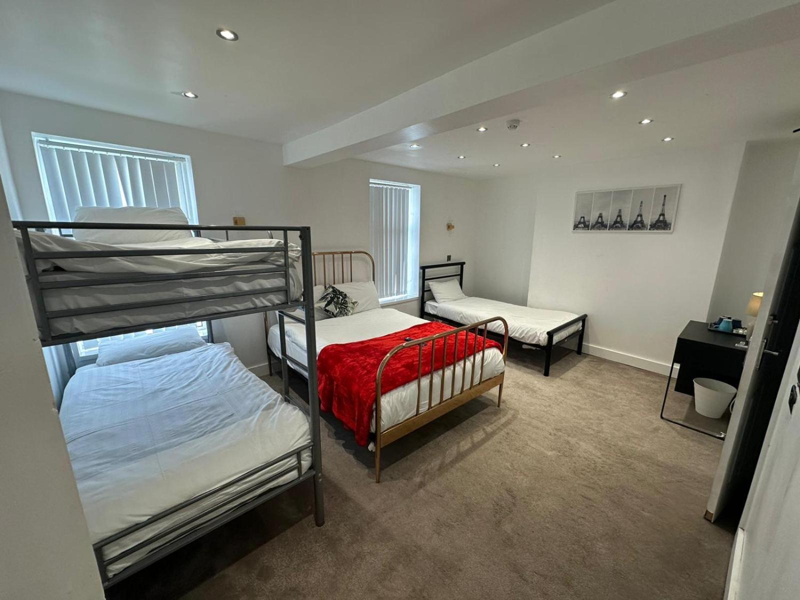 Olive Lodge Blackpool Bagian luar foto